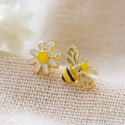 Bee and Daisy Stud Earrings in Gold
